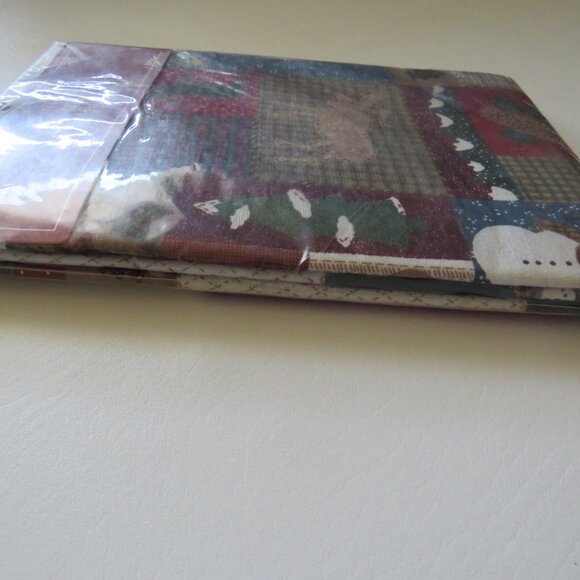 Rustic Christmas Vintage JC Penny Tablecloth Wildlife Cabin Bear Moose Woodland - Picture 8 of 8